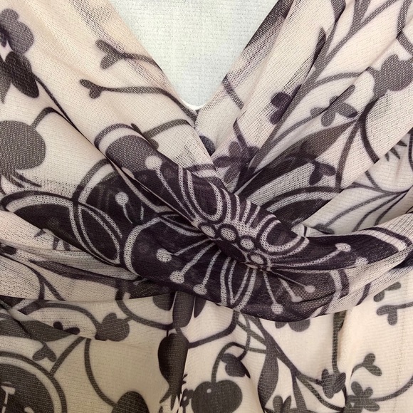 Weston Wear Sheer Elbow Length Stretchy Top Lined - Picture 4 of 14